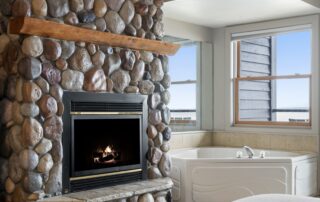 Lakeside_Lodge_King_126_QuarterdeckResort_GullLake_MN (3)