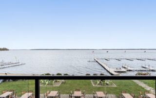 Lakeside_Lodge_King_126_QuarterdeckResort_GullLake_MN (9)