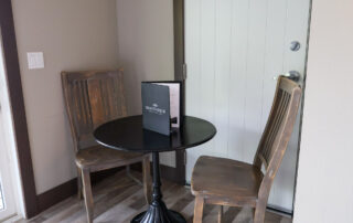 QuarterdeckResort_LakesideLodge_Premium2King (16)