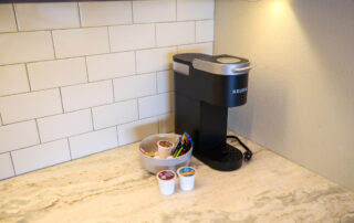 QuarterdeckResort_LakesideLodge_Premium2King (22)