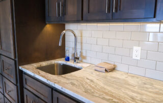 QuarterdeckResort_LakesideLodge_Premium2King (23)