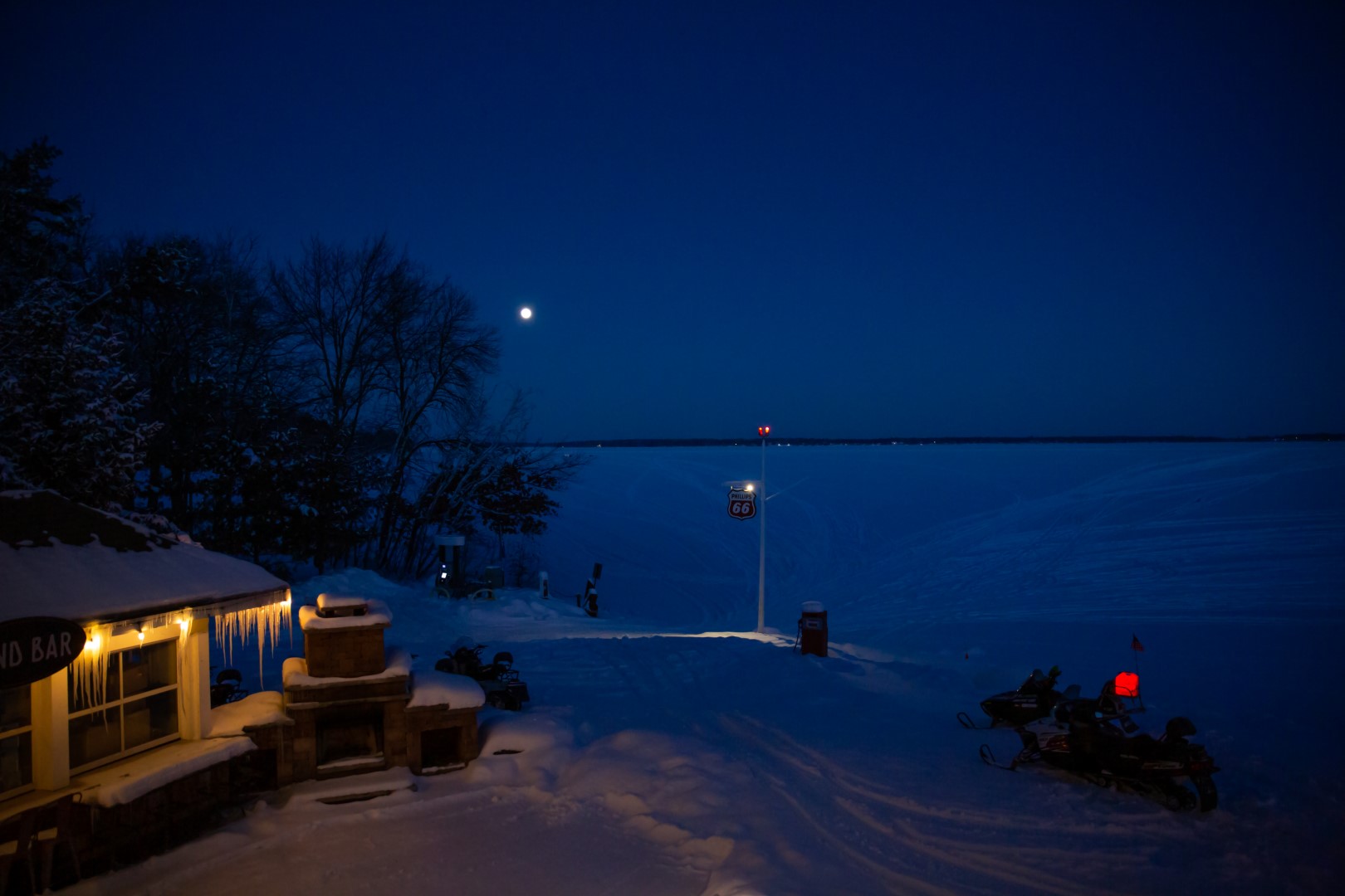 Ice Fishing on Gull Lake Quarterdeck Resort