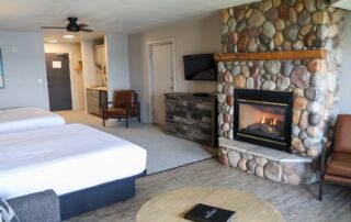 QuarterdeckResort_GullLake_LakesideLodge_FamilyRoom (6)