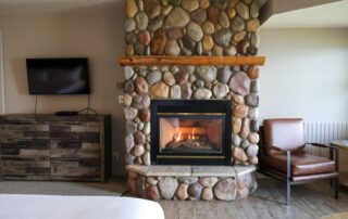 QuarterdeckResort_GullLake_LakesideLodge_FamilyRoom (8)